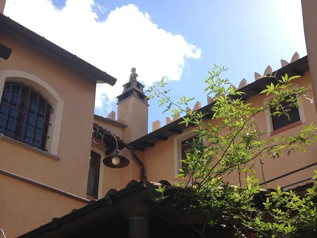 مزرعة للإقامة Agriturismo Del Pigato - Bio Vio ألبينغا